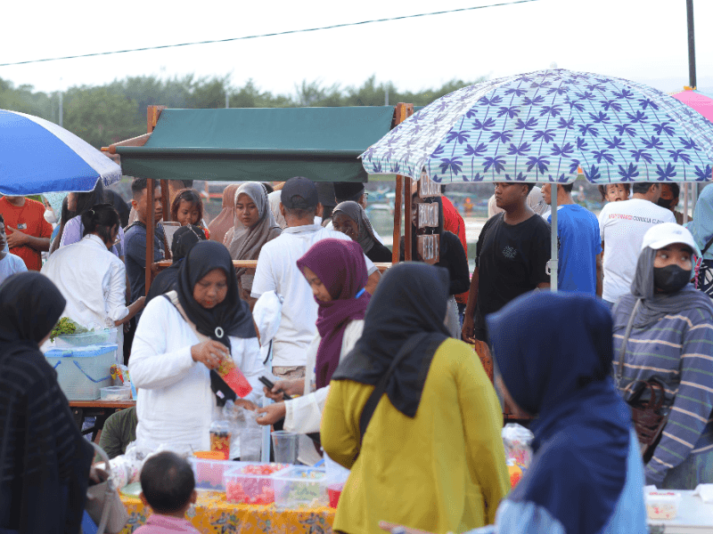 Boom Marina Takjil Market Officially Opens, Free Entrance Tickets