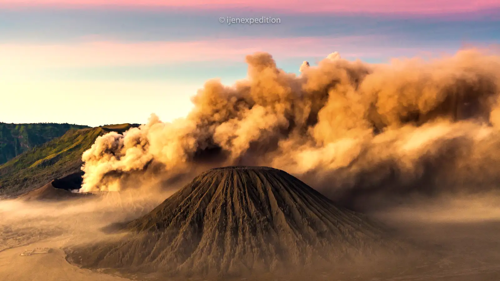 Wide view of the Ijen caldera and surrounding volcanic mountains