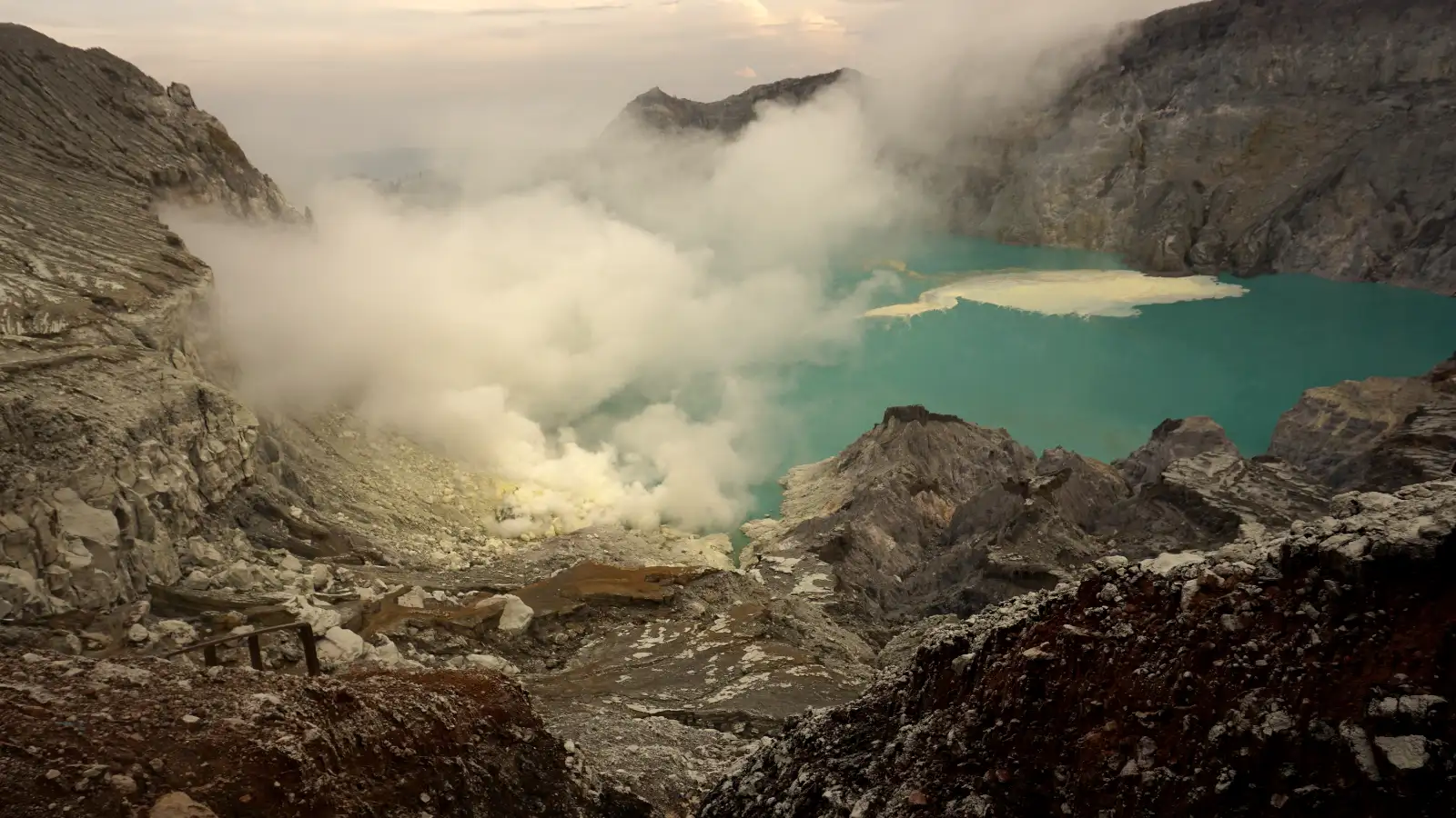 Ijen Crater Midnight Trek Private Ijen Crater Tour Blue Fire