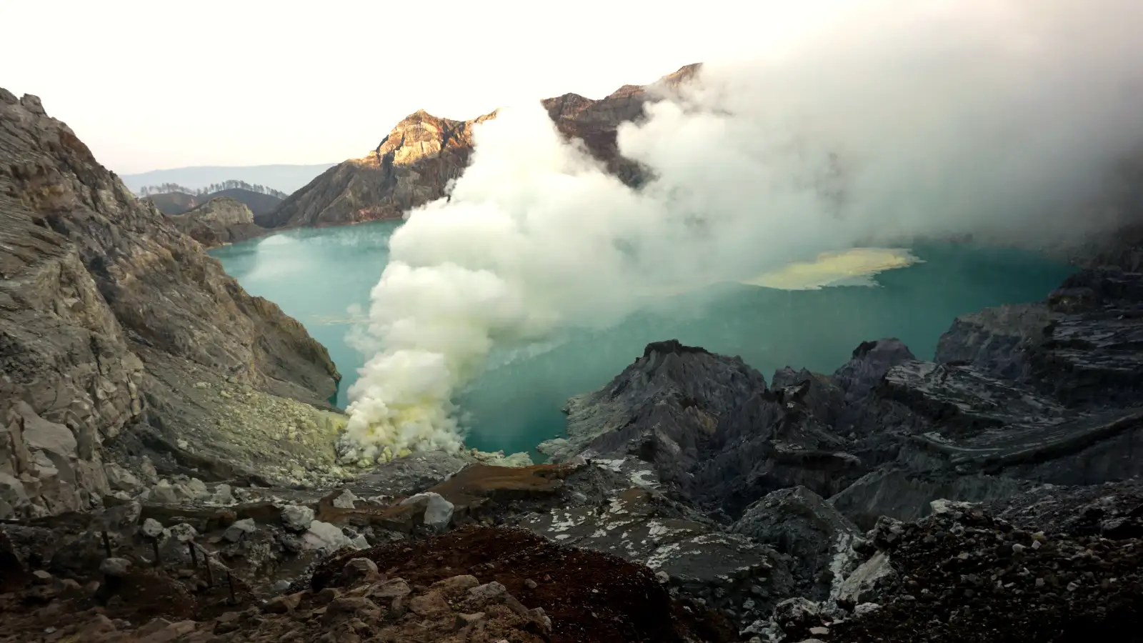 Ijen Crater 2D1N Adventure Ijen Crater Blue Fire Tour from Banyuwangi Airport